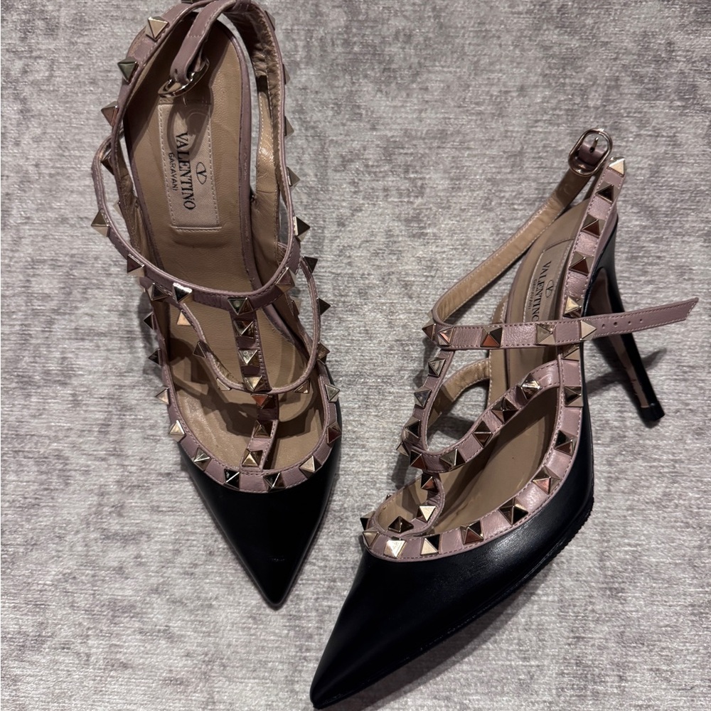 Valentino black ankle pump Women's